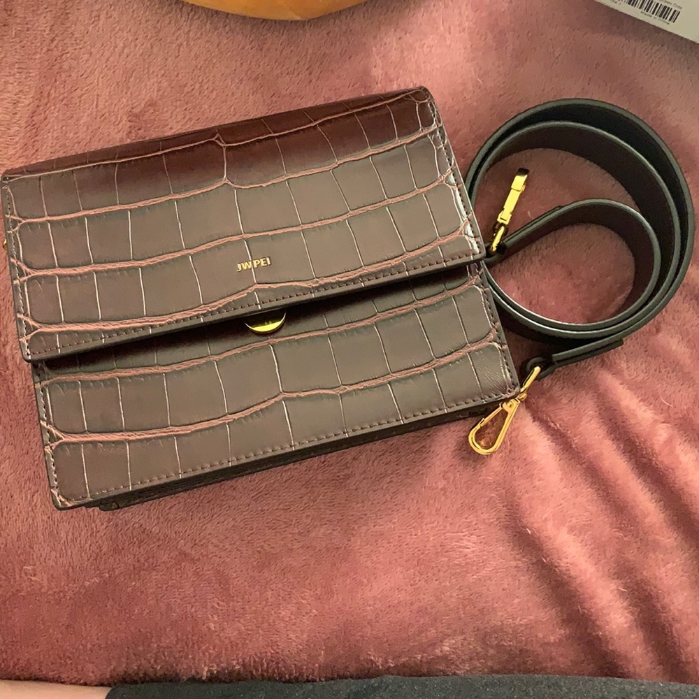 JW pei brown bag